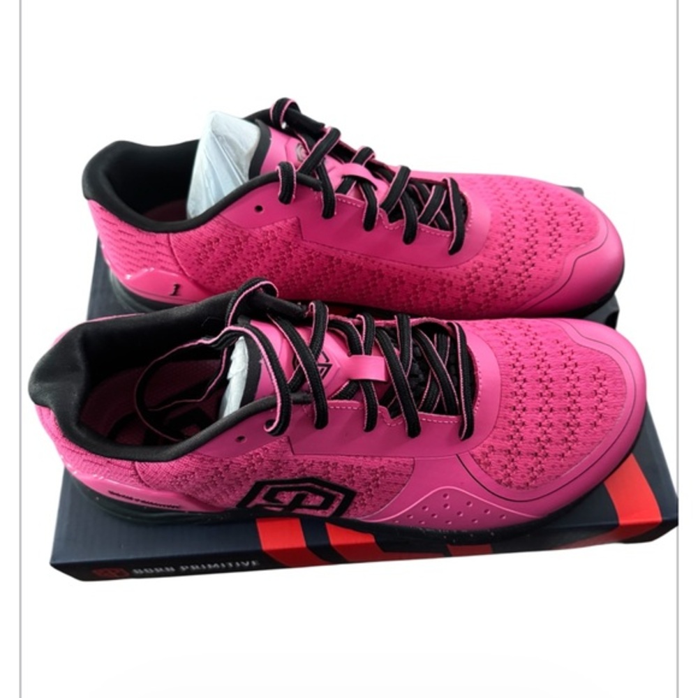 BORN PRIMITIVE Woman's savage 1 MV bubble gum pink/black athletic sneakers -10.5